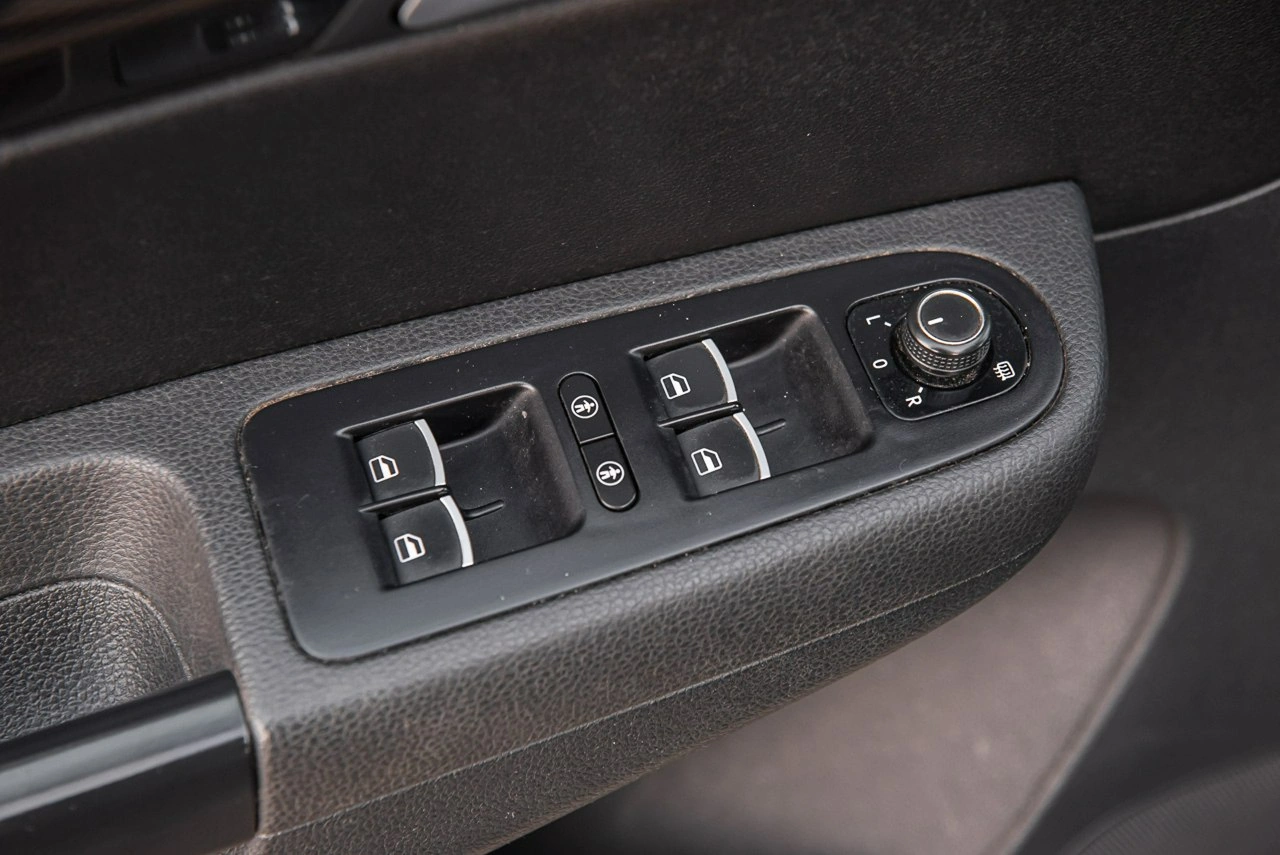 Seat Alhambra - Zdjęcie 25