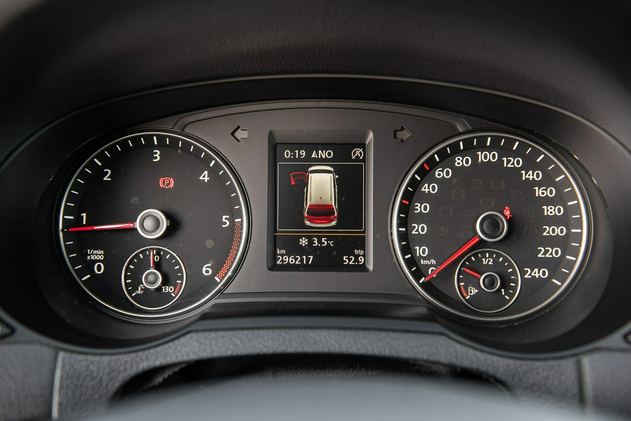 Seat Alhambra - Zdjęcie 34