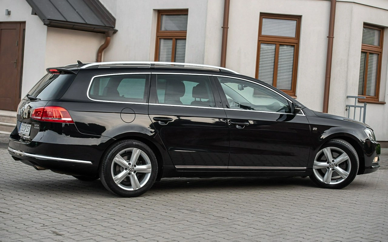 Volkswagen Passat - Zdjęcie 16