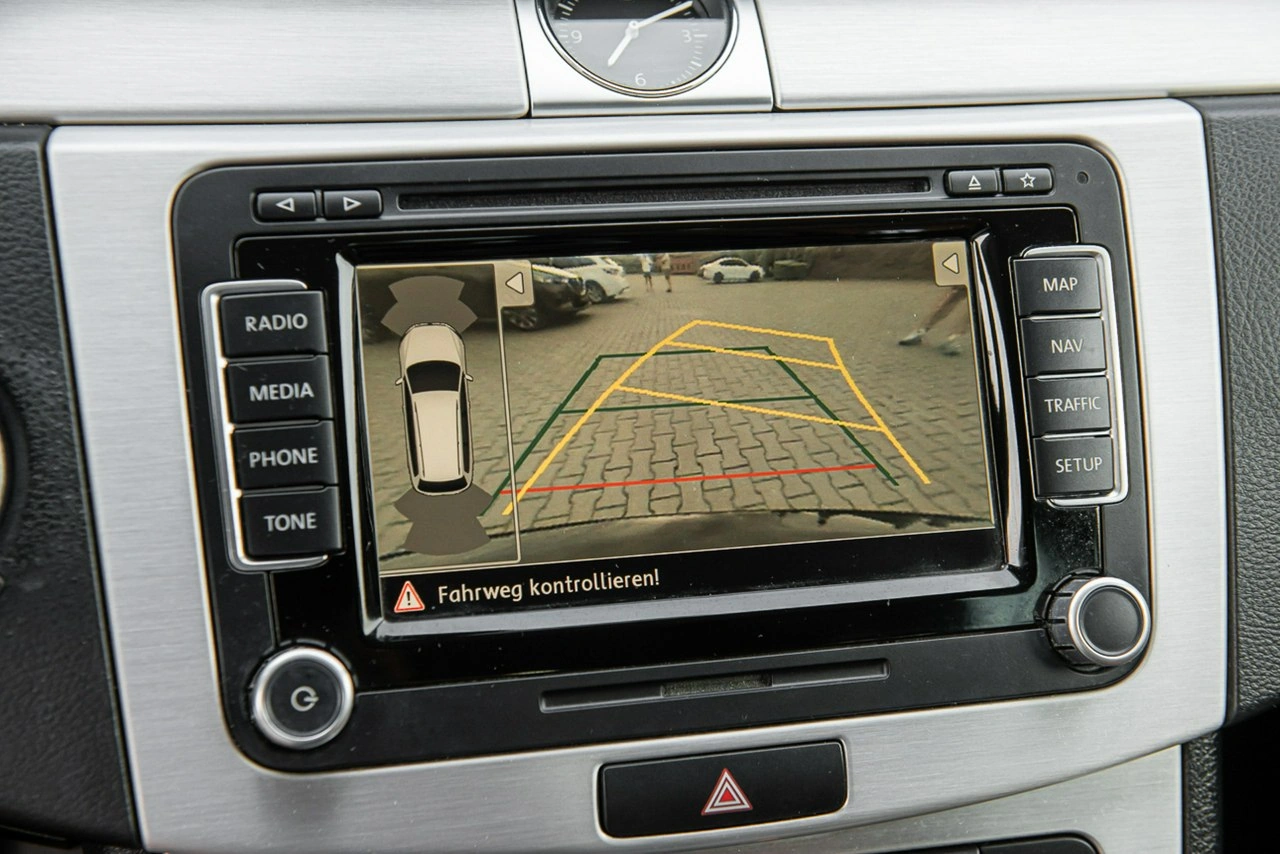 Volkswagen Passat - Zdjęcie 20