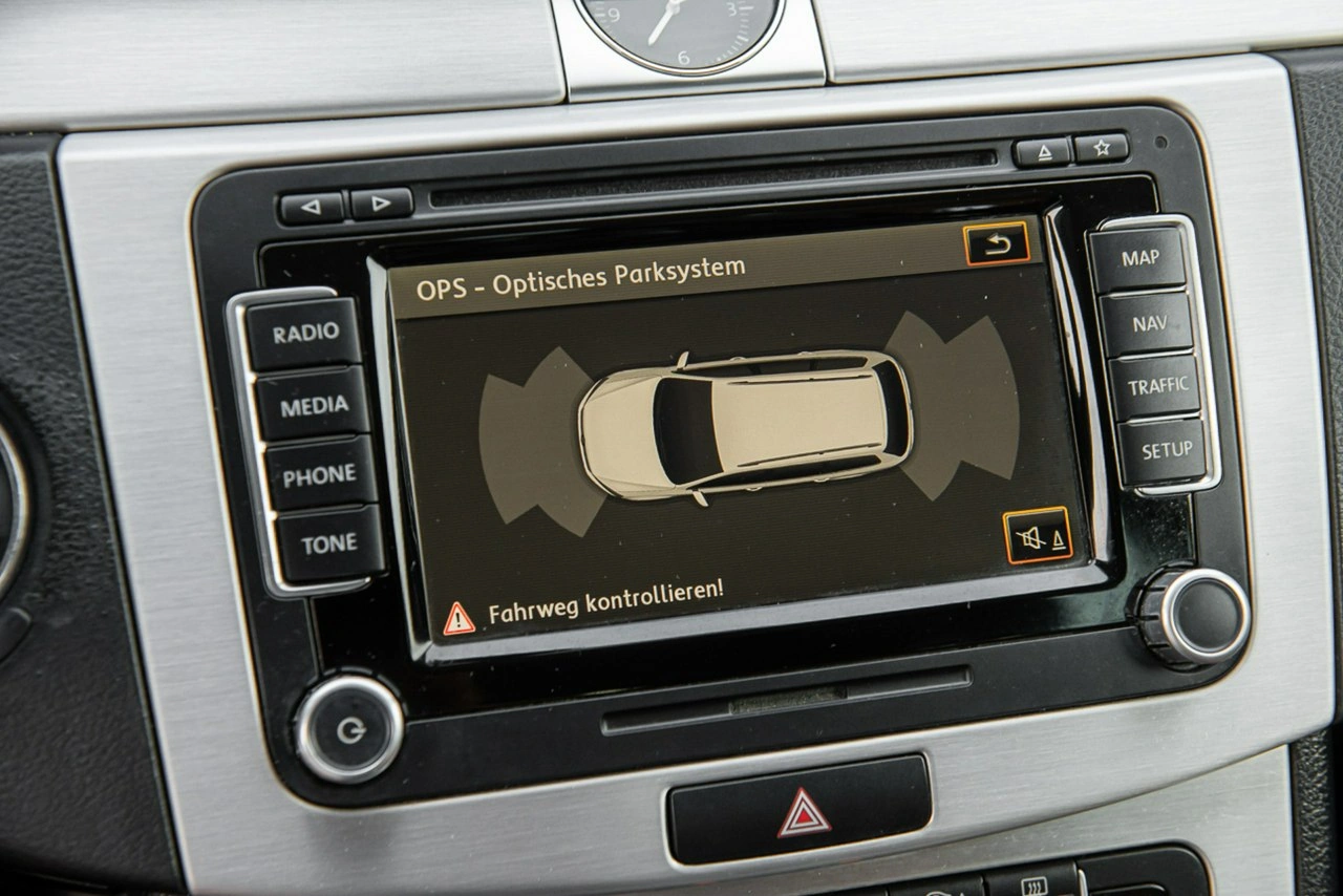 Volkswagen Passat - Zdjęcie 21