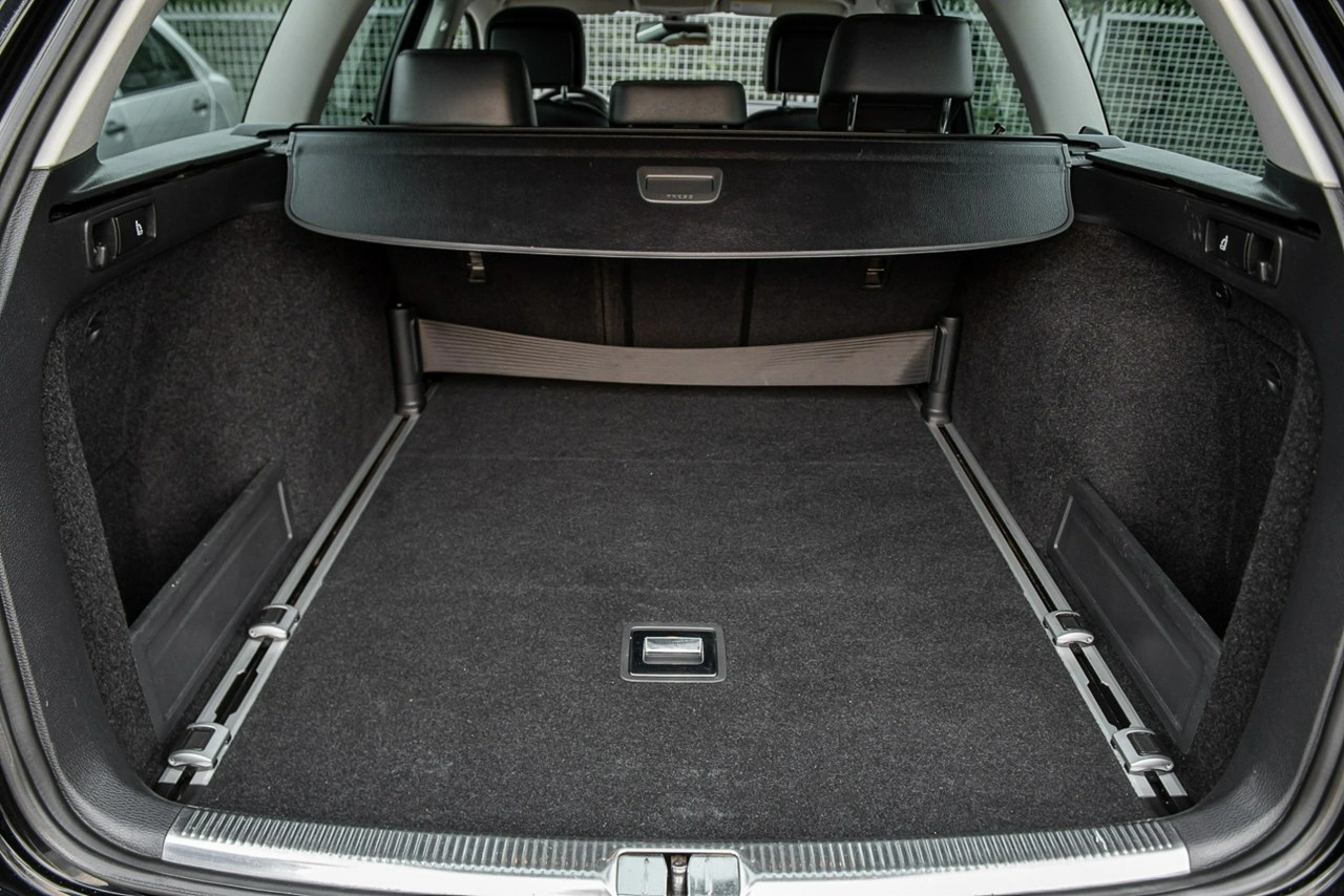 Volkswagen Passat - Zdjęcie 28