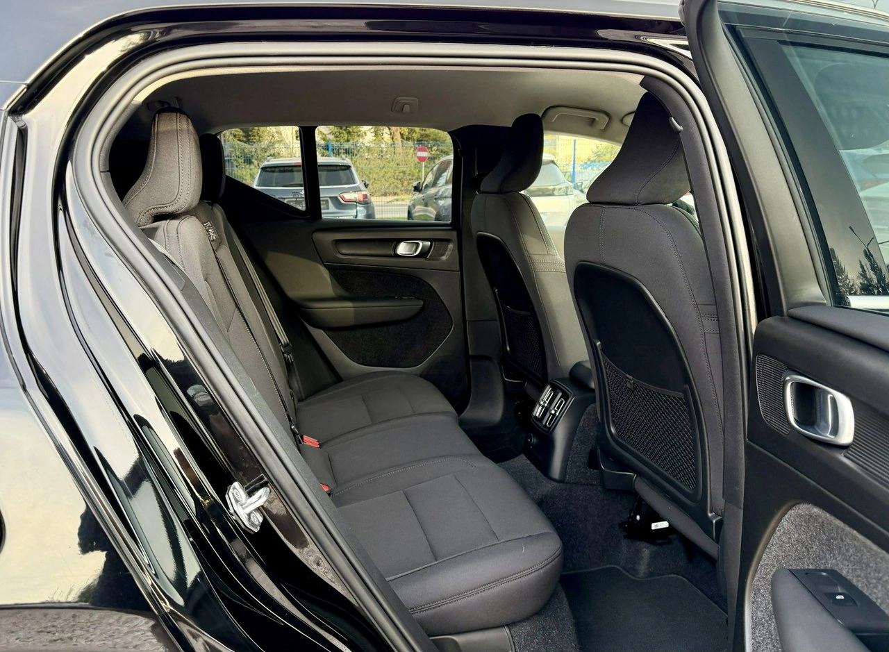 Volvo XC 40 - Zdjęcie 10