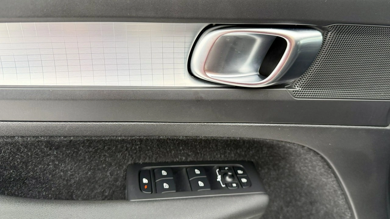 Volvo XC 40 - Zdjęcie 31