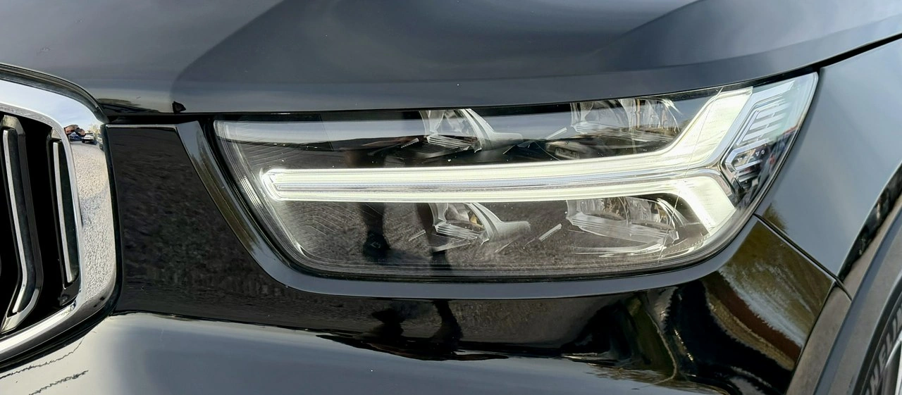 Volvo XC 40 - Zdjęcie 30