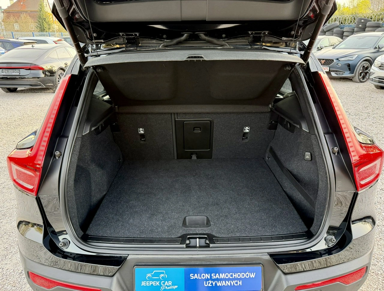 Volvo XC 40 - Zdjęcie 32