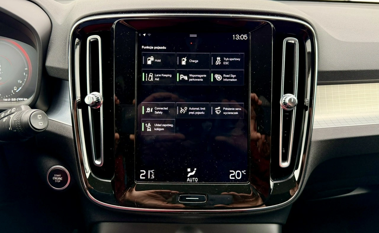 Volvo XC 40 - Zdjęcie 23