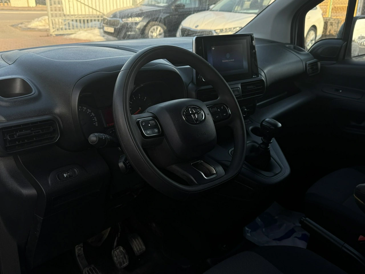 Toyota Proace City - Zdjęcie 10