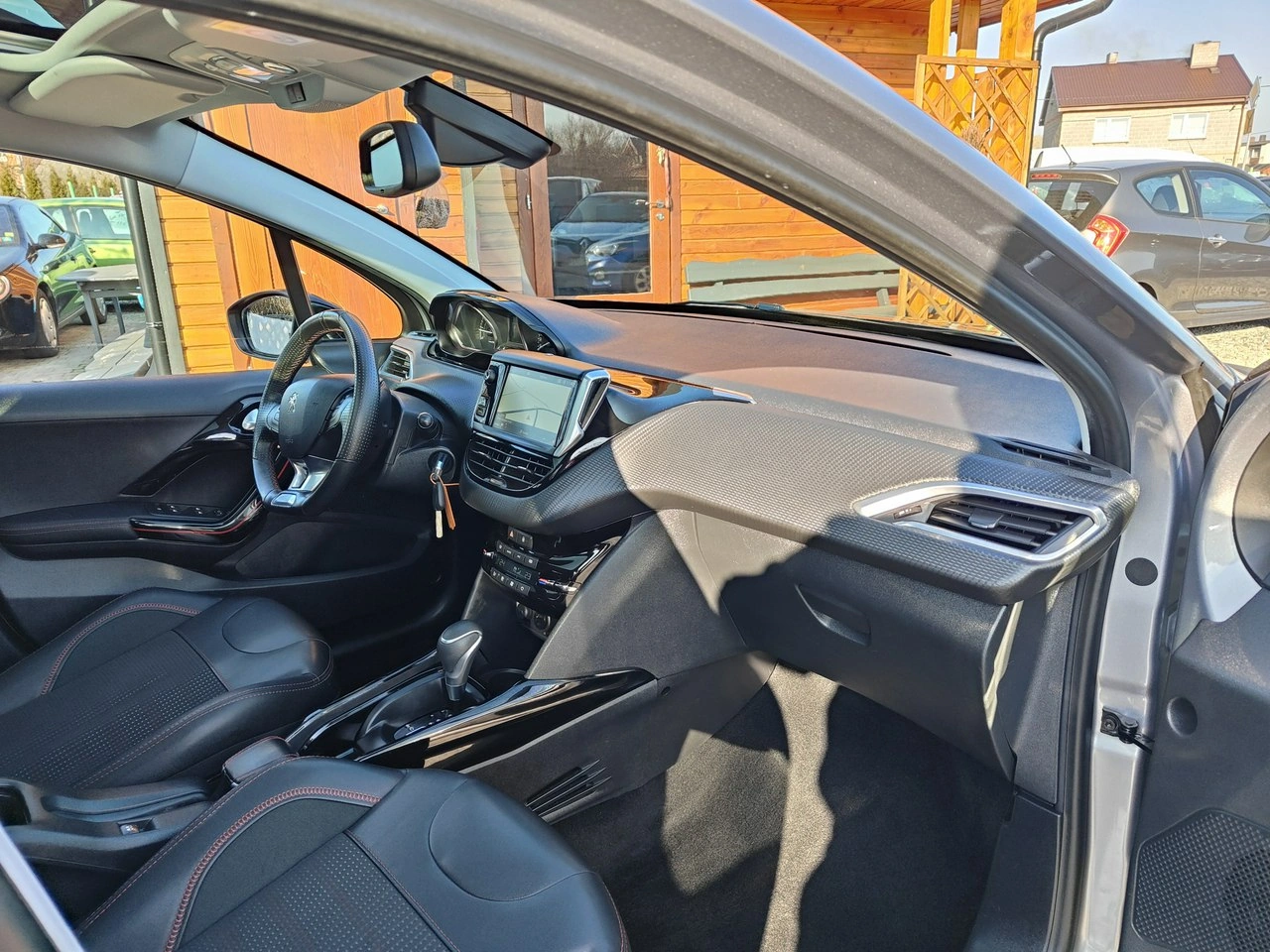 Peugeot 2008 - Zdjęcie 23