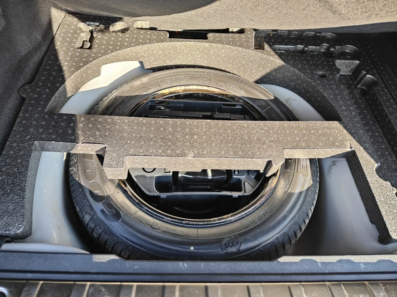 Peugeot 2008 - Zdjęcie 33