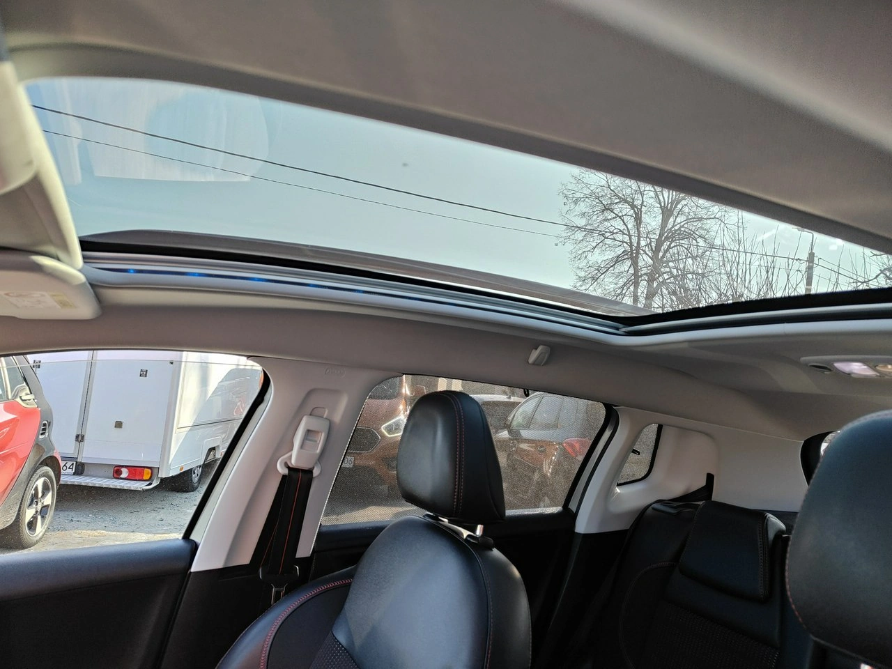 Peugeot 2008 - Zdjęcie 11