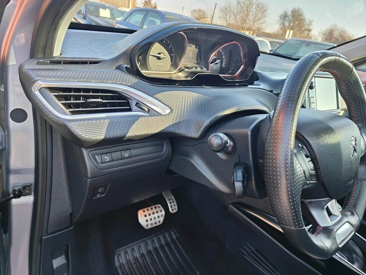 Peugeot 2008 - Zdjęcie 13