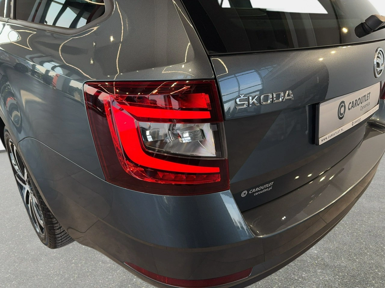 Skoda Octavia - Zdjęcie 10