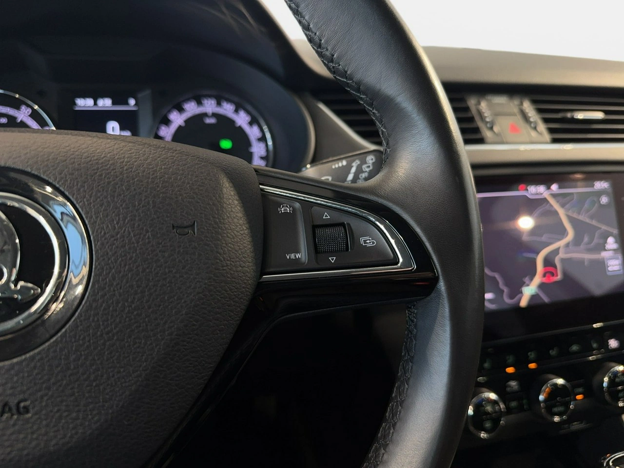 Skoda Octavia - Zdjęcie 18