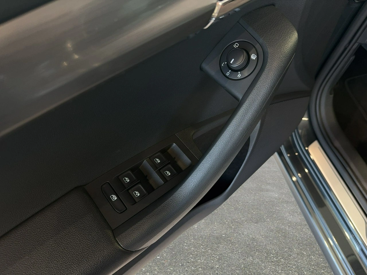 Skoda Octavia - Zdjęcie 28