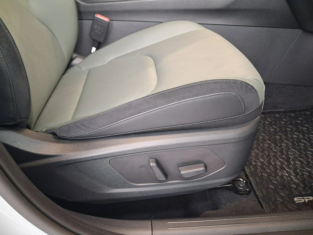 Kia Sportage - Zdjęcie 14