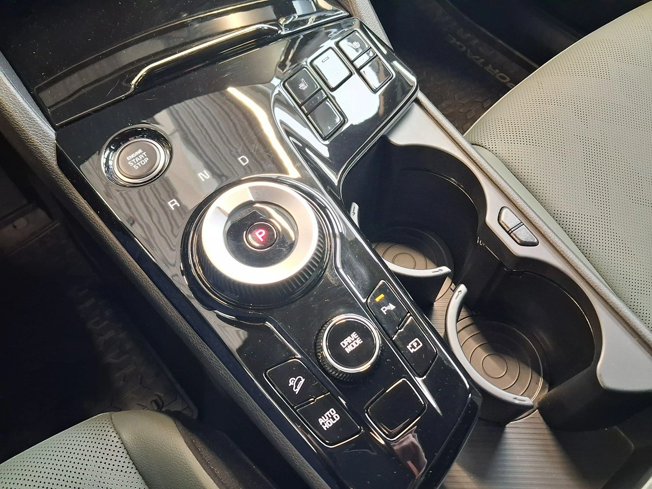 Kia Sportage - Zdjęcie 28