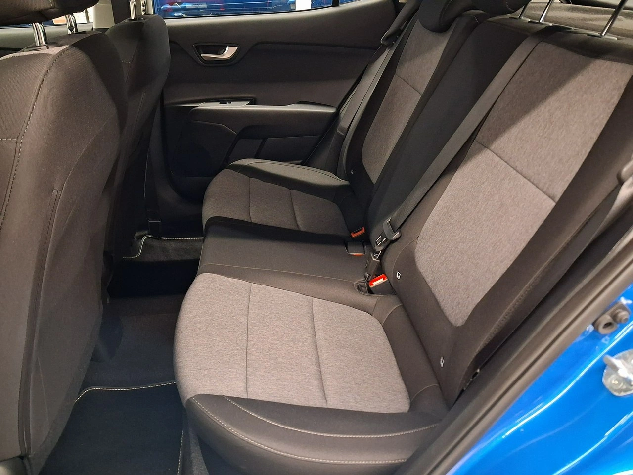 Kia Stonic - Zdjęcie 12