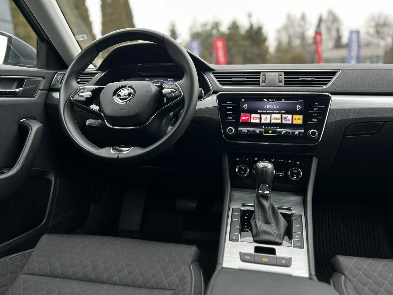 Skoda Superb - Zdjęcie 12