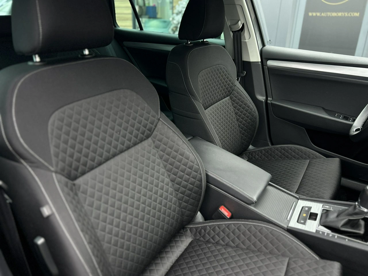 Skoda Superb - Zdjęcie 16