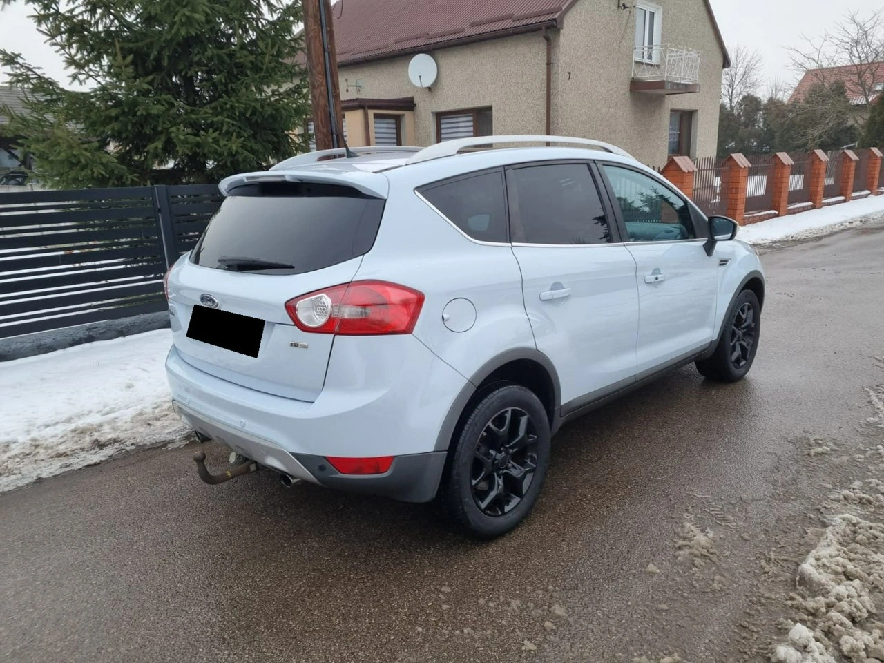 Ford Kuga - Zdjęcie 2
