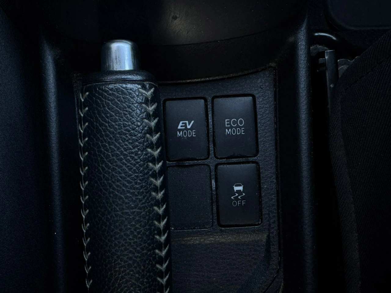 Toyota Yaris - Zdjęcie 8