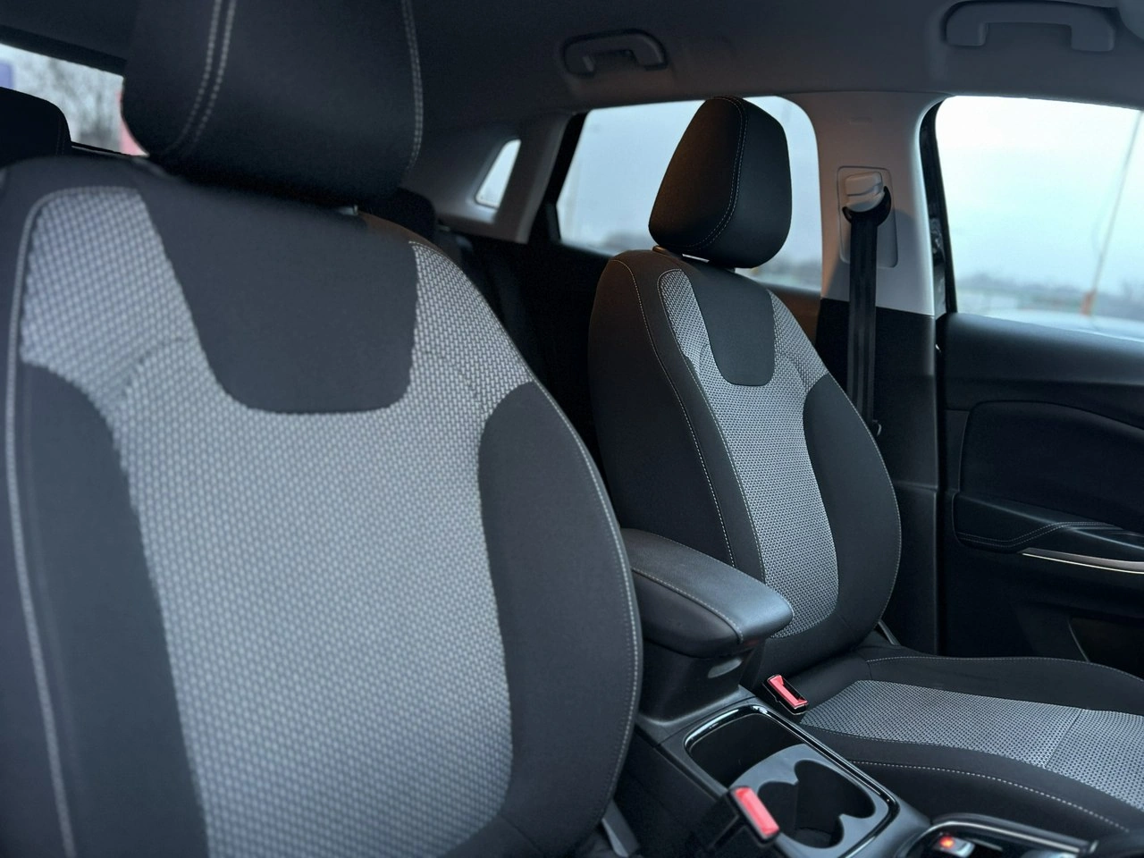 Opel Grandland - Zdjęcie 13