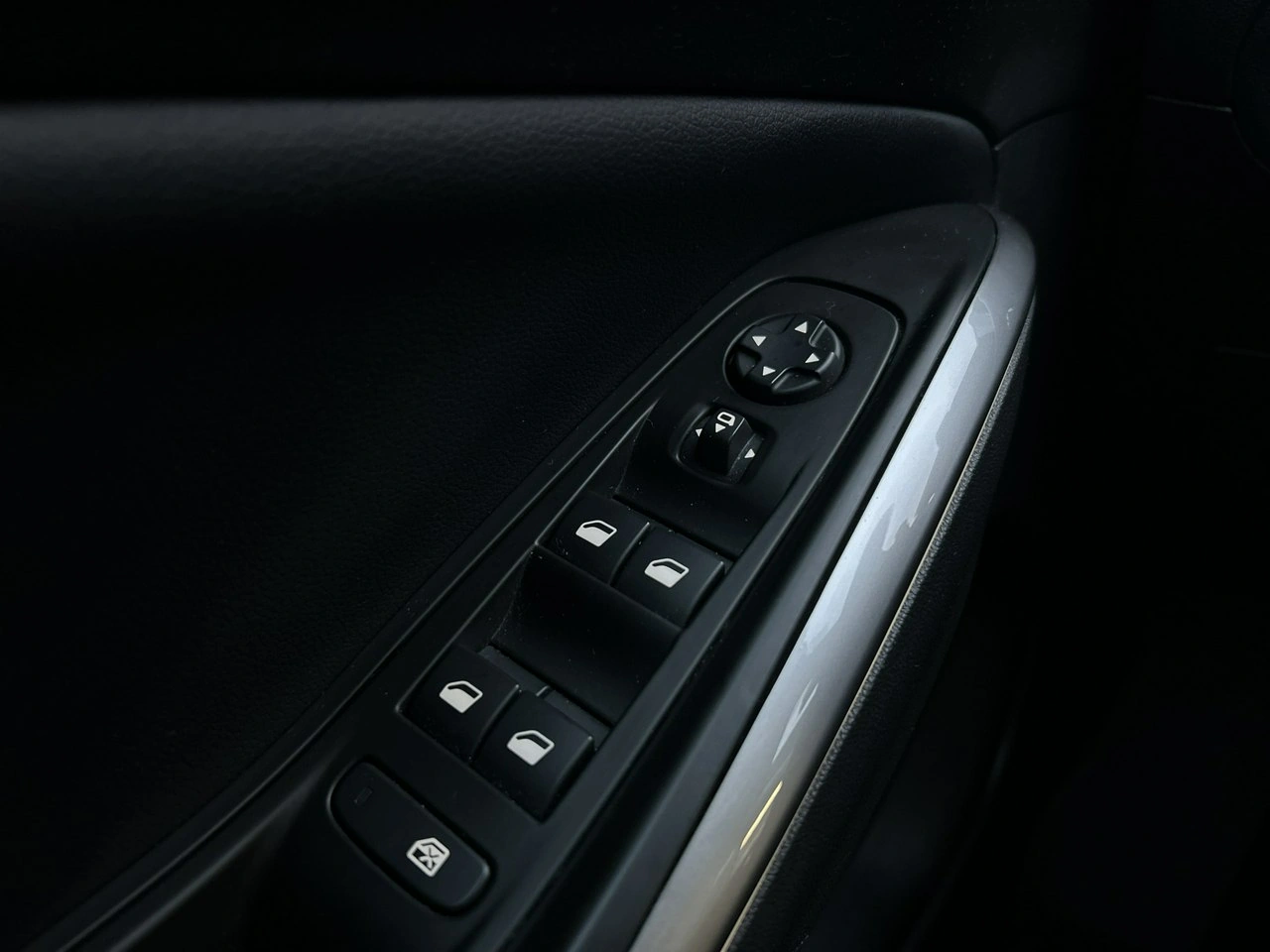 Opel Grandland - Zdjęcie 31