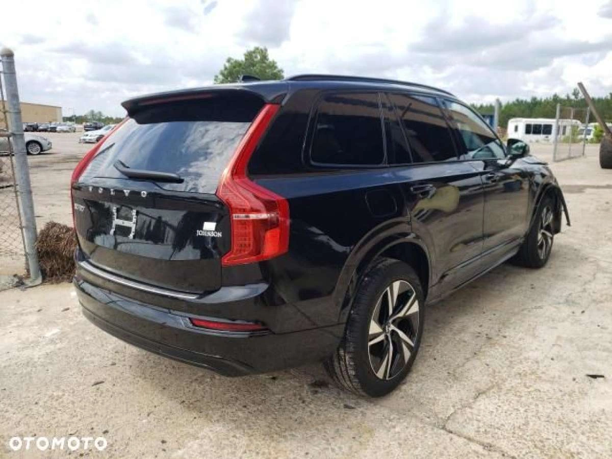 Volvo XC 90 - Główne zdjęcie