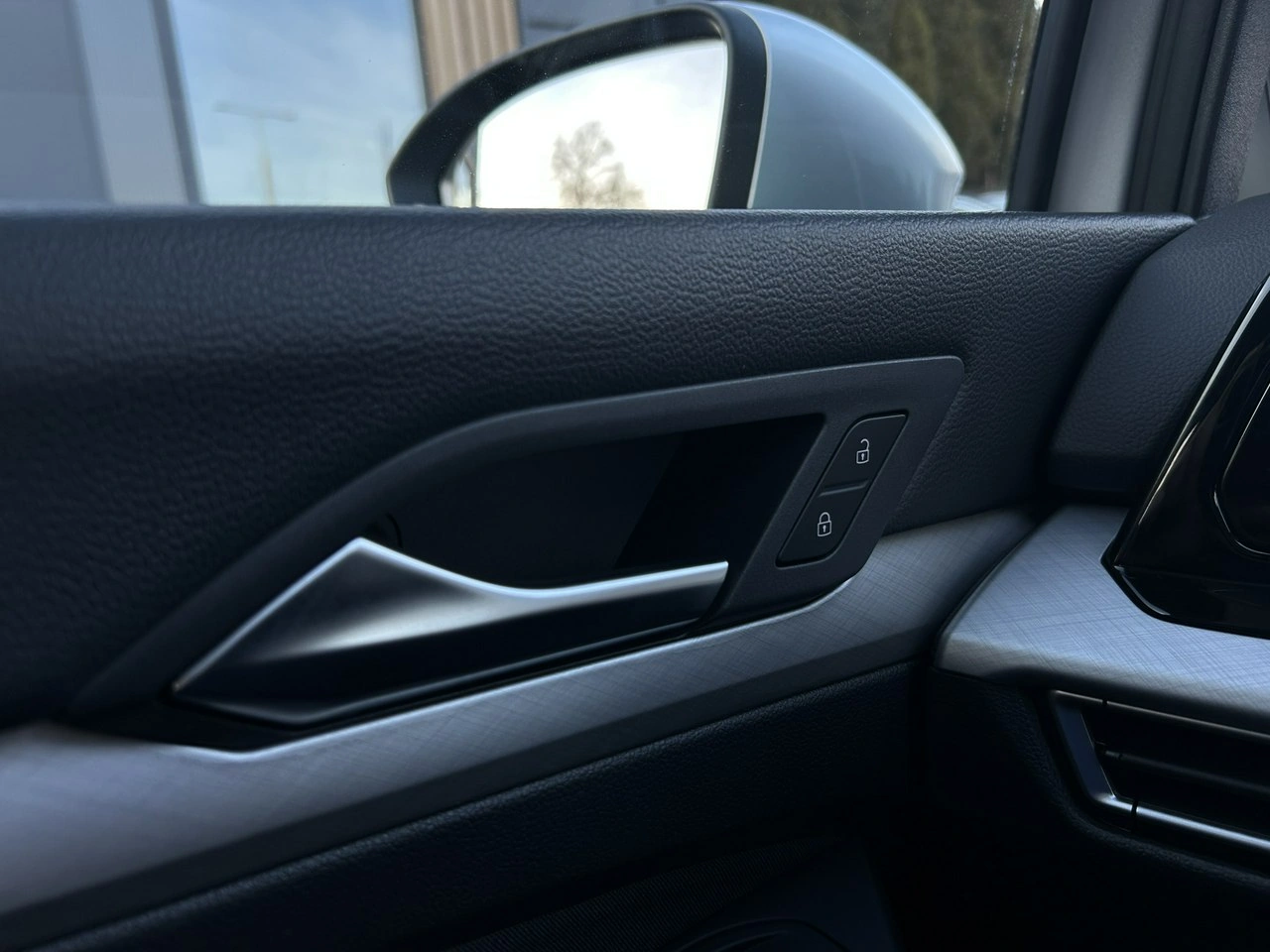 Volkswagen Golf - Zdjęcie 31