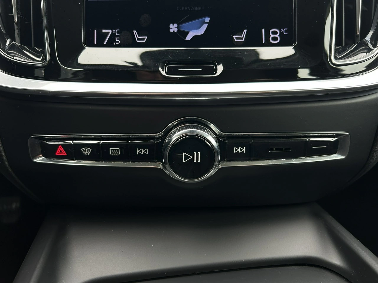 Volvo V60 - Zdjęcie 25