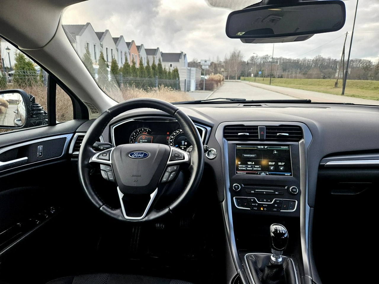 Ford Mondeo - Zdjęcie 13