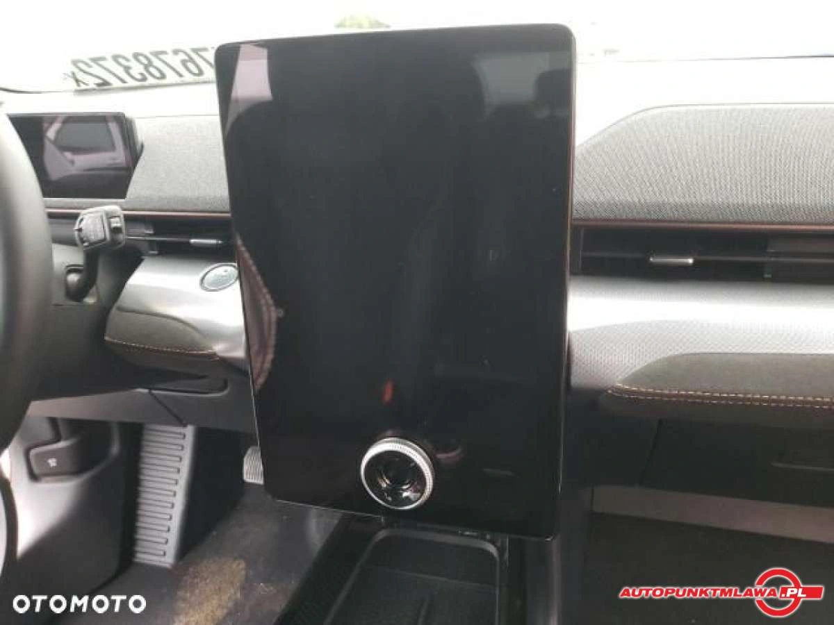 Ford Mustang Mach-E - Zdjęcie 8