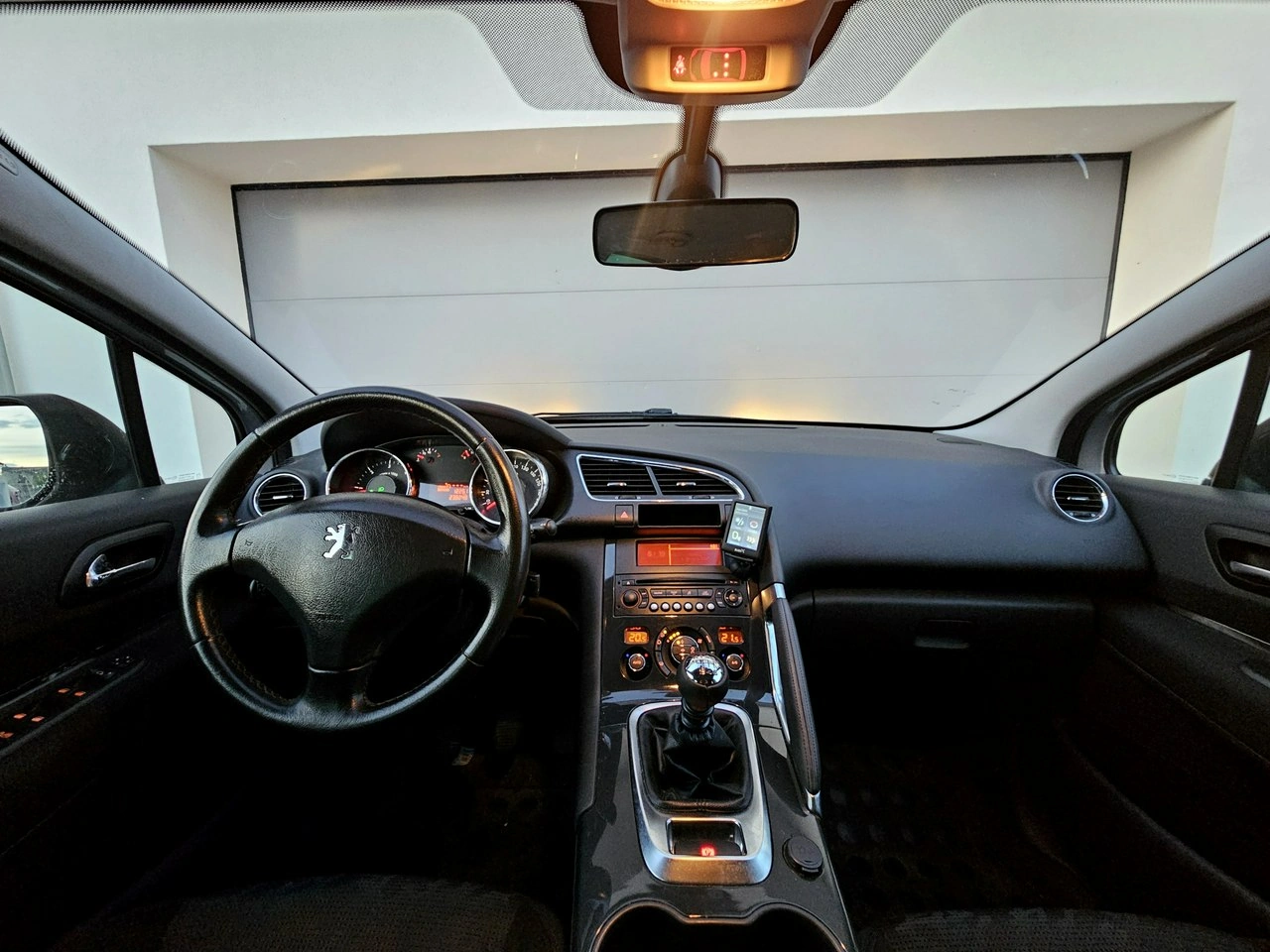 Peugeot 3008 - Zdjęcie 9