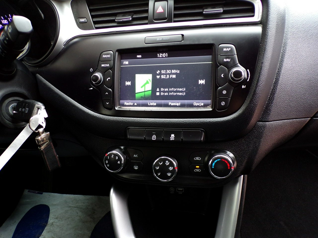 Kia Ceed - Zdjęcie 19