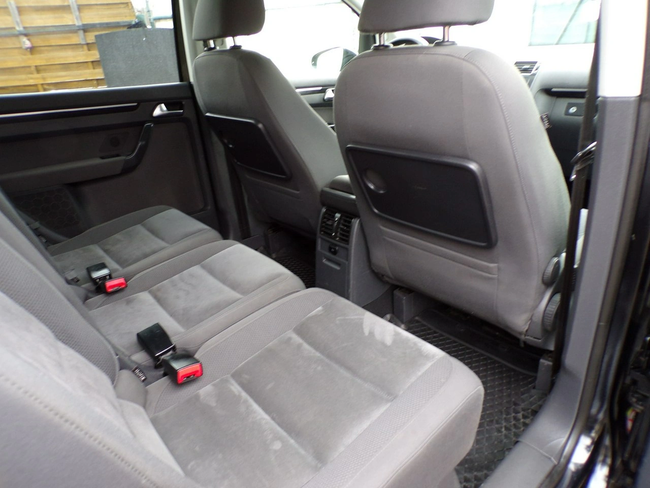 Volkswagen Touran - Zdjęcie 32