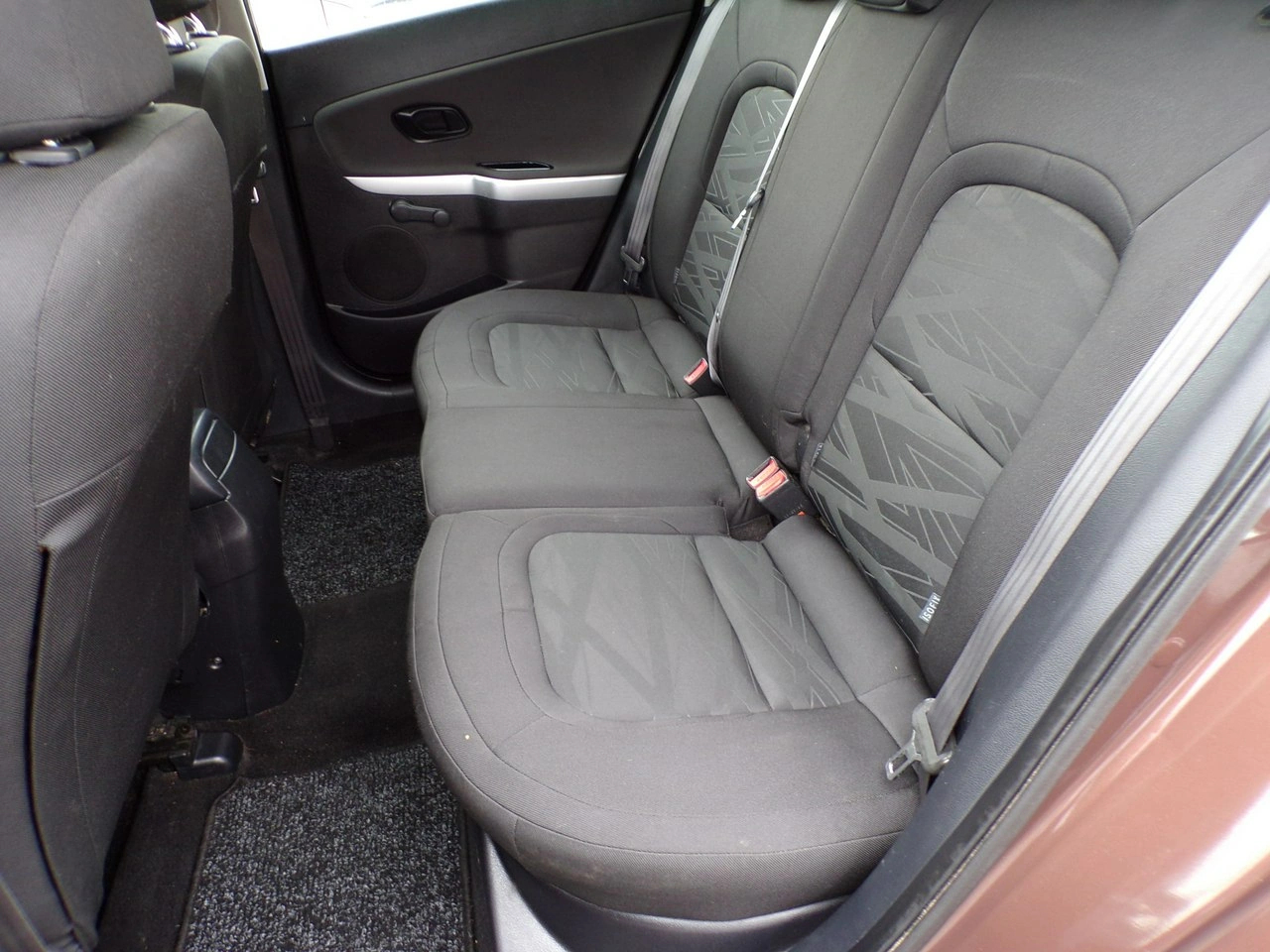 Kia Ceed - Zdjęcie 23