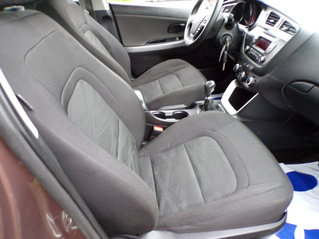 Kia Ceed - Zdjęcie 25