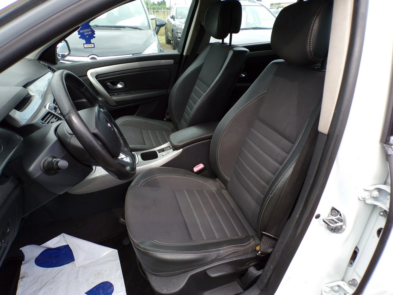 Renault Laguna - Zdjęcie 19