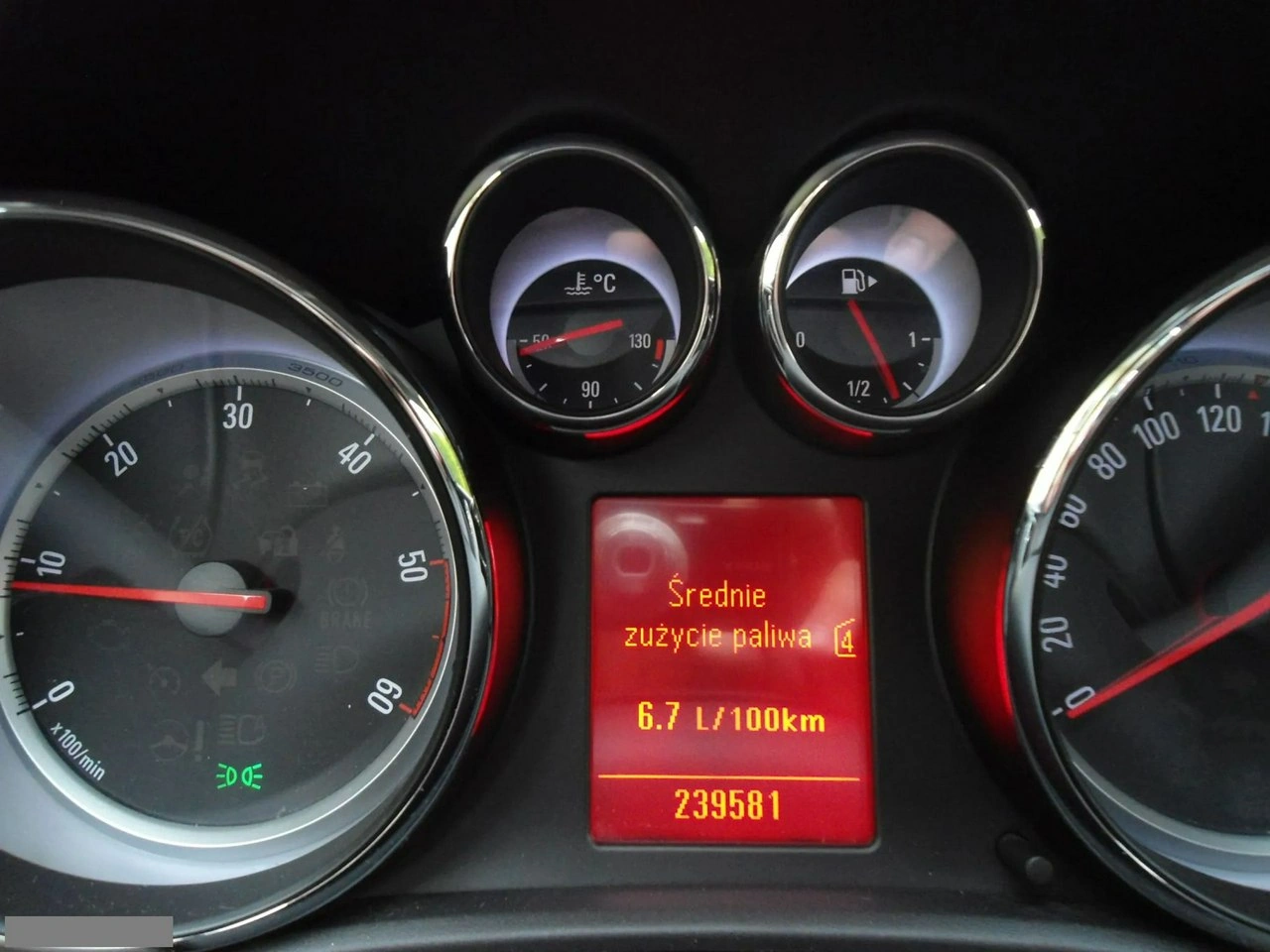 Opel Astra - Zdjęcie 24