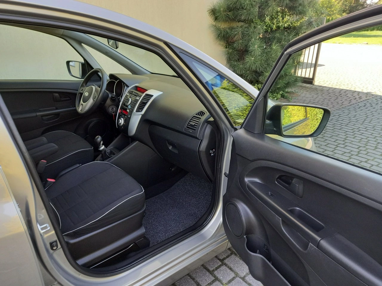 Kia Venga - Zdjęcie 19