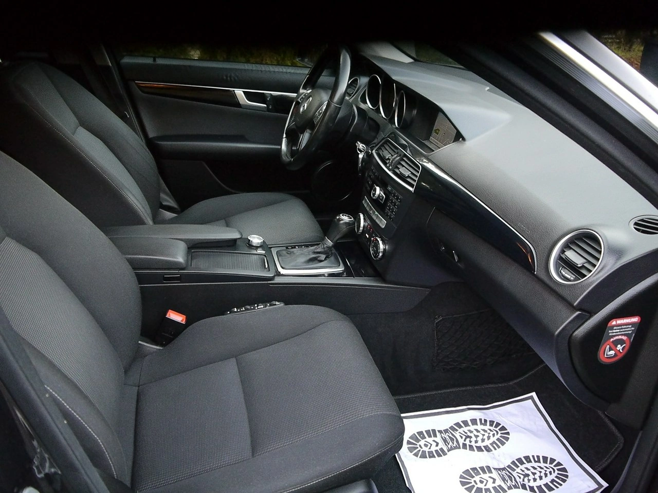 Mercedes C 220 - Zdjęcie 31