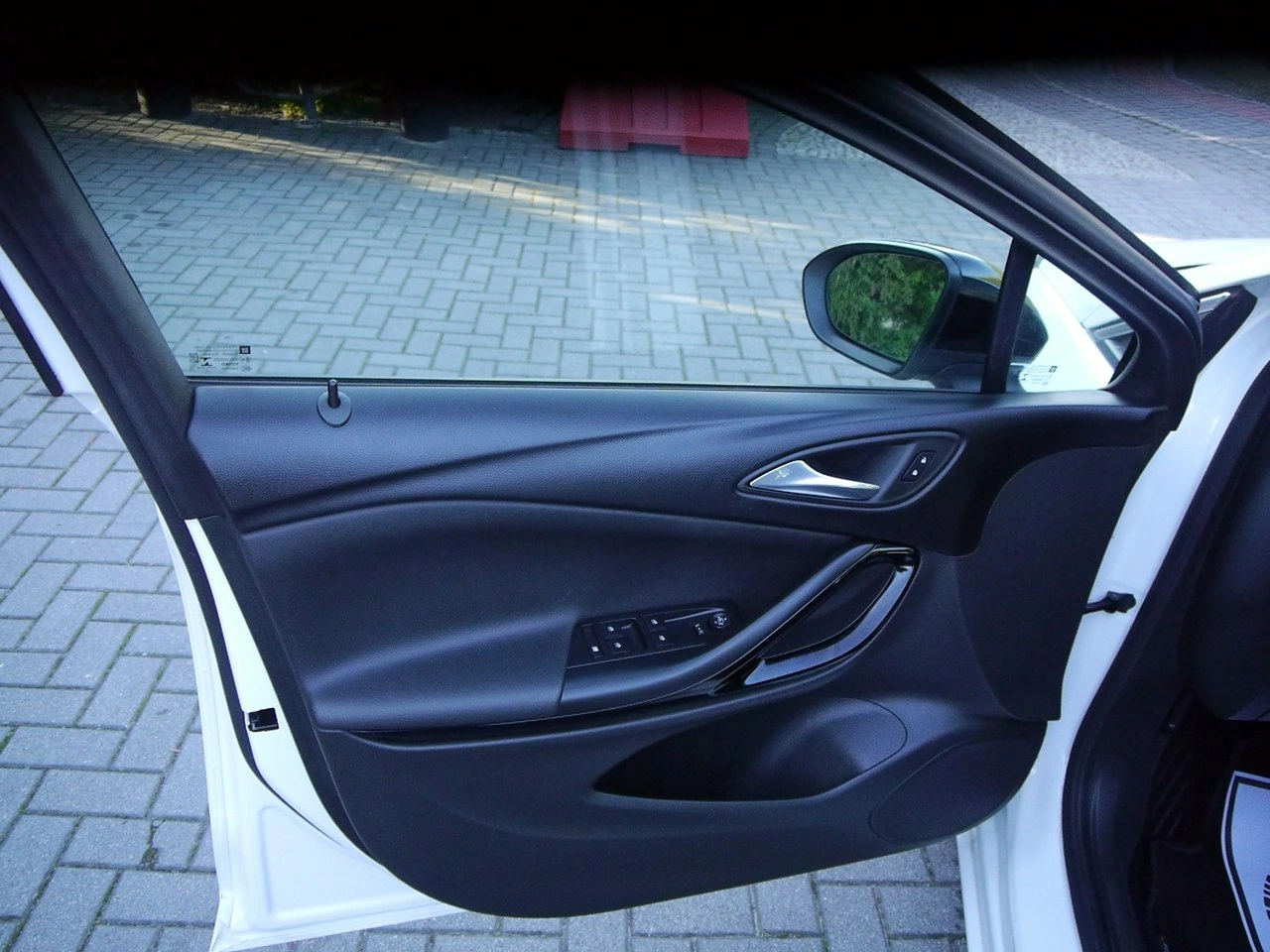 Opel Astra - Zdjęcie 31