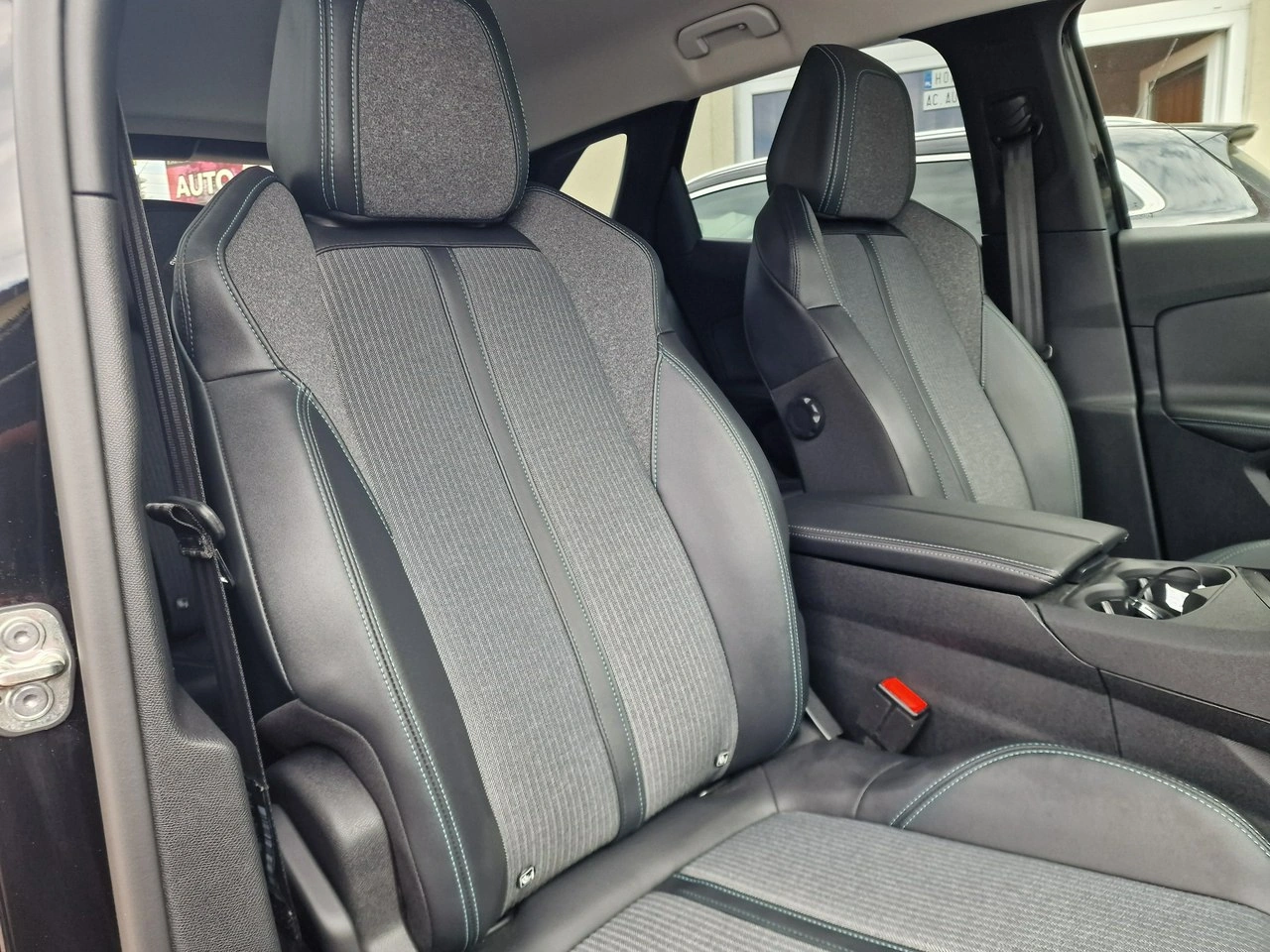 Peugeot 3008 - Zdjęcie 21