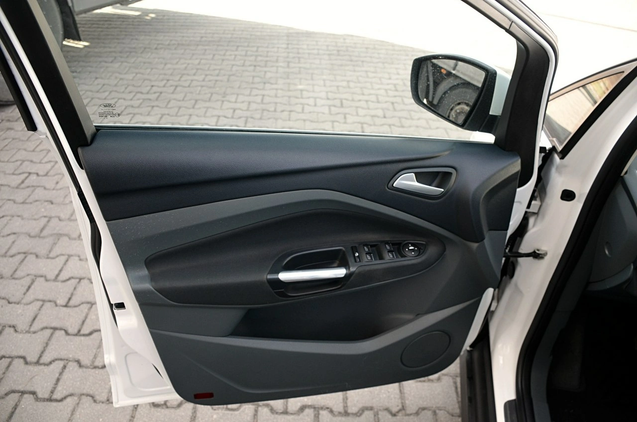 Ford C-MAX - Zdjęcie 11