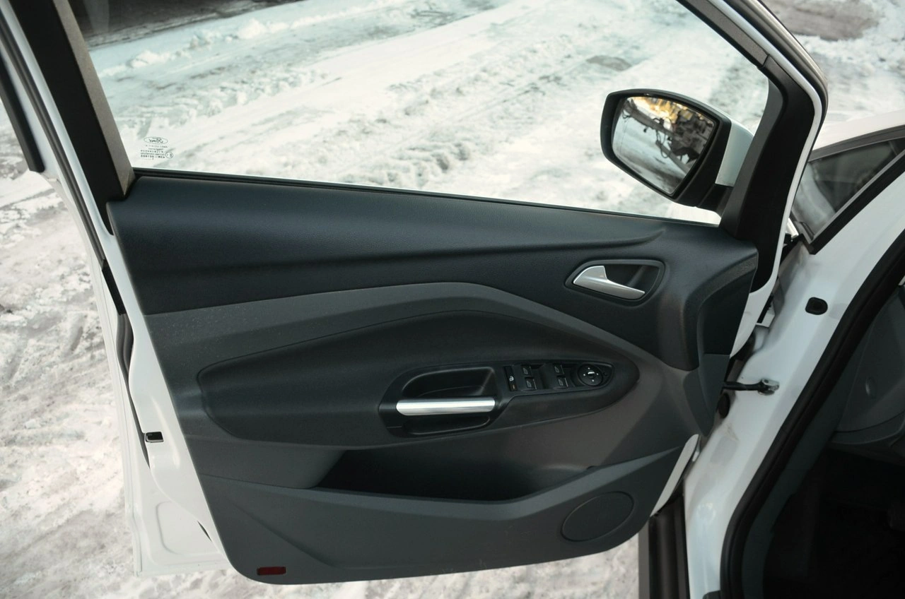 Ford C-MAX - Zdjęcie 14