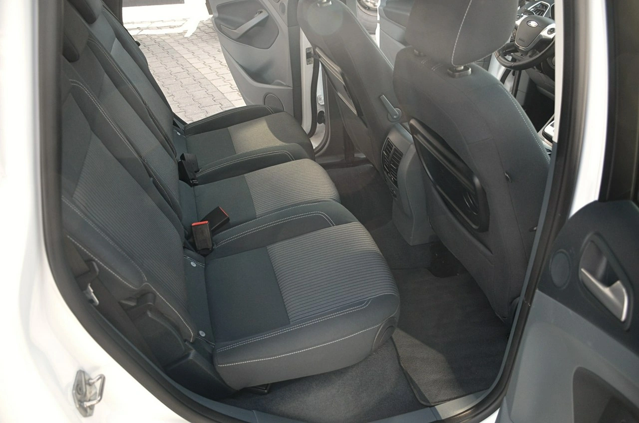 Ford C-MAX - Zdjęcie 14