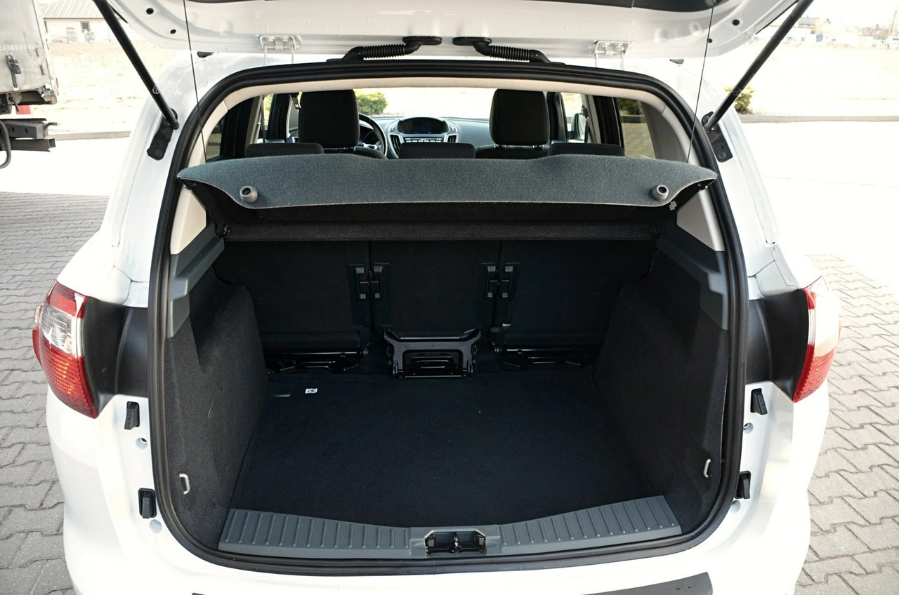 Ford C-MAX - Zdjęcie 23