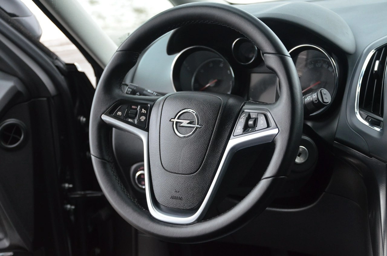 Opel Zafira - Zdjęcie 17