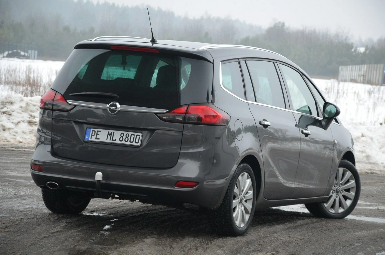 Opel Zafira - Zdjęcie 7